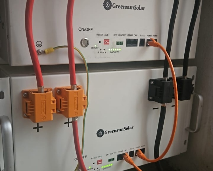 8KW Hybrid Solar Power System in New Caledonia