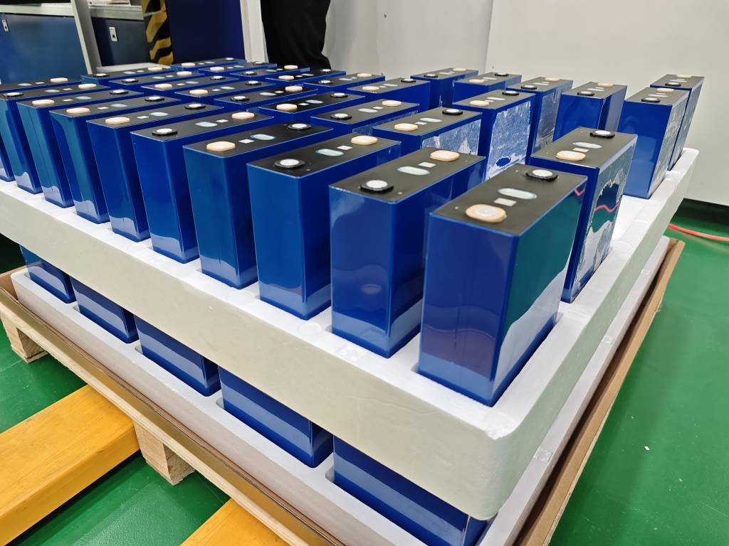 What is Lithium Battery? Why Is It the First Choice for Energy Storage?